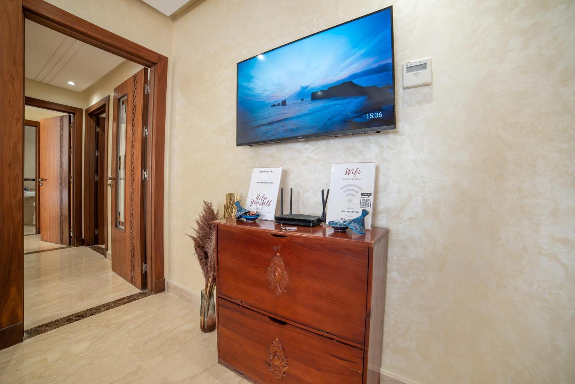 Luxury Seafront Apartment 101Sqm With Wi-Fi And Parking Agadir Kültér fotó